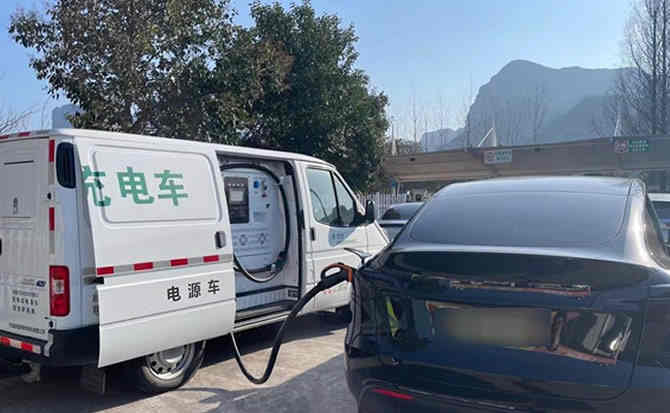 港口区汽车搭电